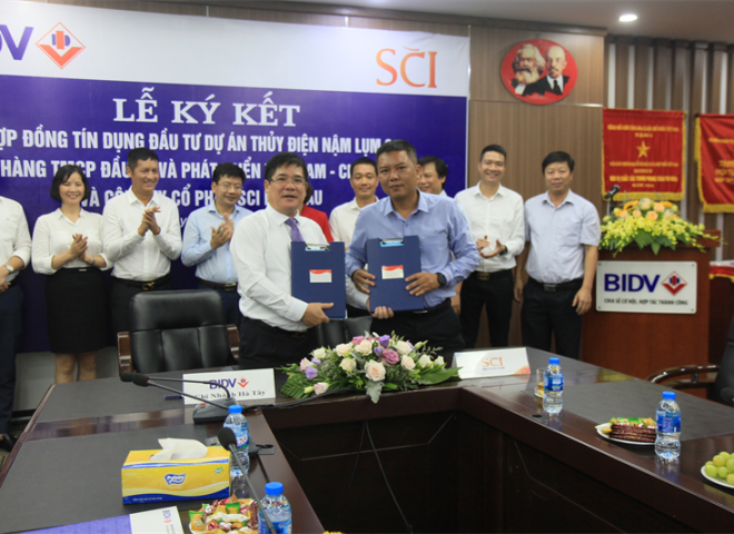 Loan contract ceremony for Nam Lum 2 HPP between SCI Lai Chau JSC and BIDV Ha Tay branch